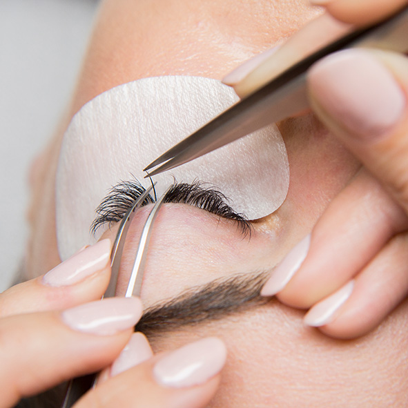 Classic lash extension training